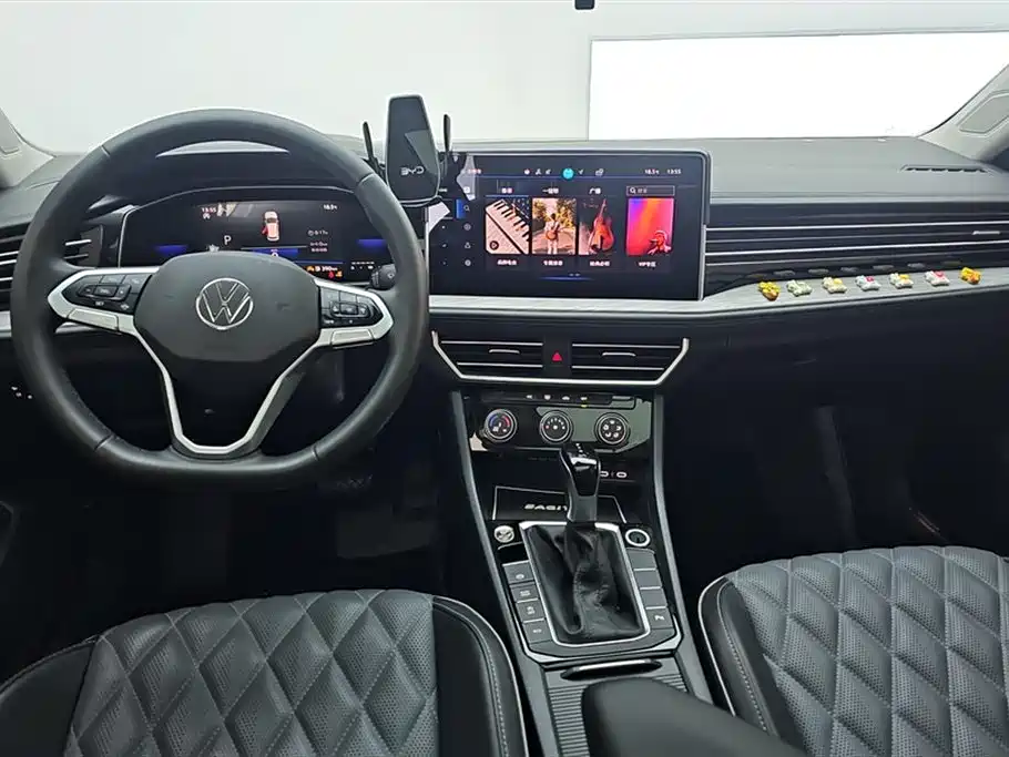 Volkswagen Sagitar 2024 300TSI DSG Surpass Edition фото 12