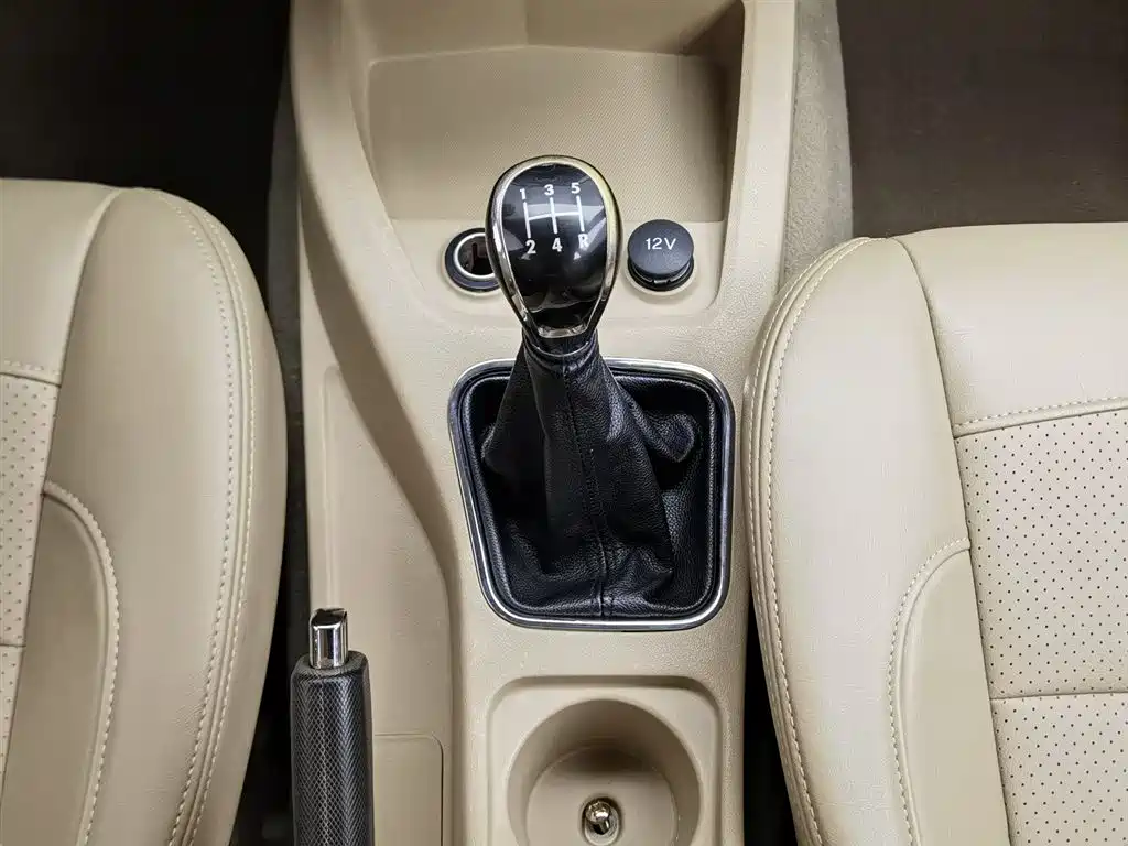 Wuling Motors Wuling Hongguang 2013 2013 1.2L S Comfort China IV