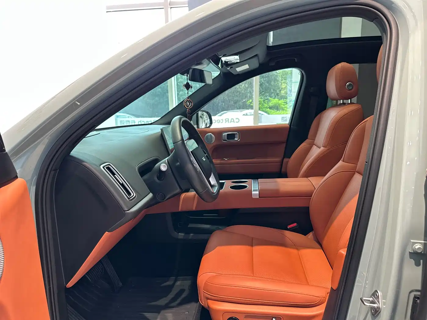 Li Auto L6, миниатюра 11