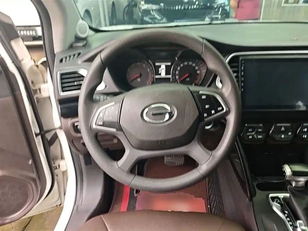 GAC Trumpchi Trumpchi GS4 2017 200T G-DCT 2WD Elite фото 11