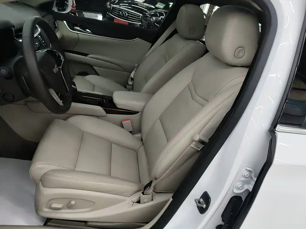 Cadillac XTS 2017 2017 28T Technology