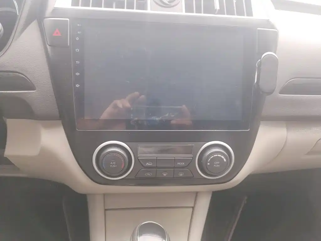 Dongfeng Aeolus Dongfeng Fengshen A60 2017 2016 1.6L Automatic Luxury