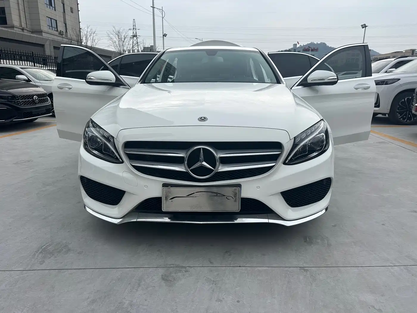 Mercedes-Benz C-Class 2018 C 180 L Fashion Sport Edition фото 4