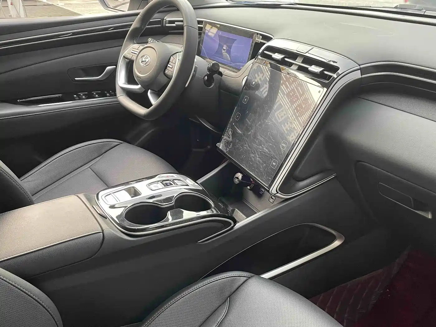 Hyundai Tucson 2023 Tucson L 1.5T Automatic 2WD LUX Premium Edition фото 10