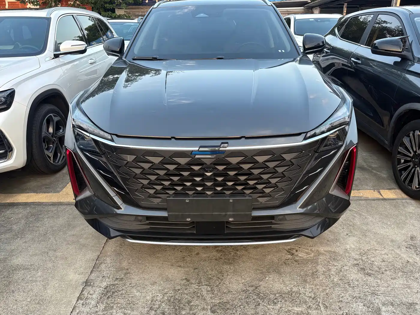 Changan Oshan Z6 2024 2022 Blue Whale 1.5T DCT Intelligent Enjoyment