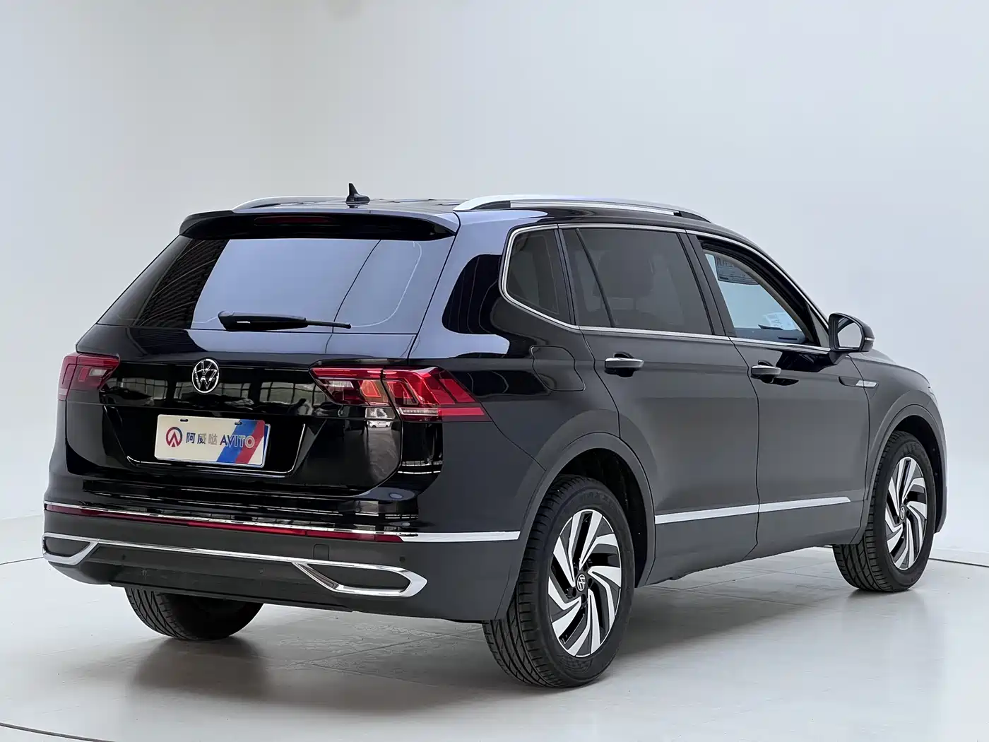 Volkswagen Tiguan L 2023 280TSI 2WD Trend Limited Edition фото 5