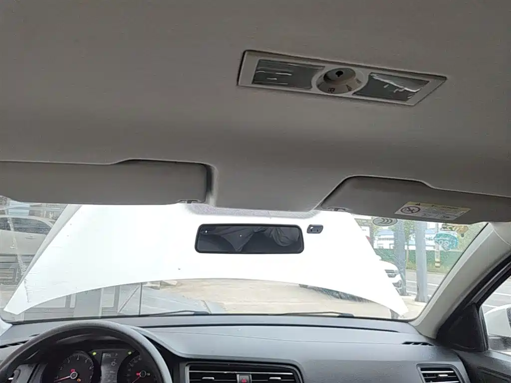Volkswagen Lavida 2019 Lavida Start 1.5L Auto Trend (China VI) фото 18