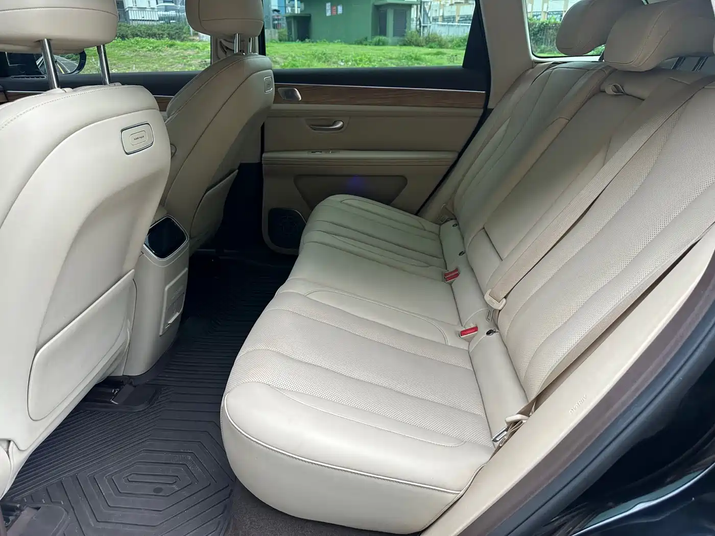 AITO Wenjie AITO M7 2024 Model 1.5T Smart Drive RWD Max 5-Seater фото 9