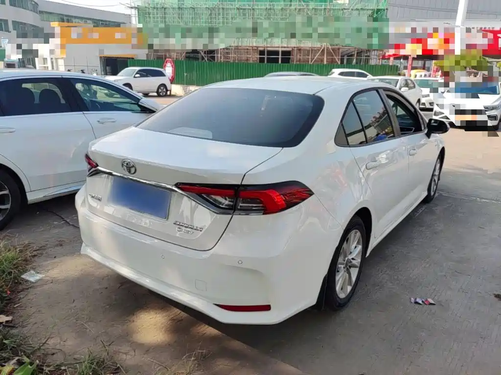 Photo 7 - Toyota Corolla