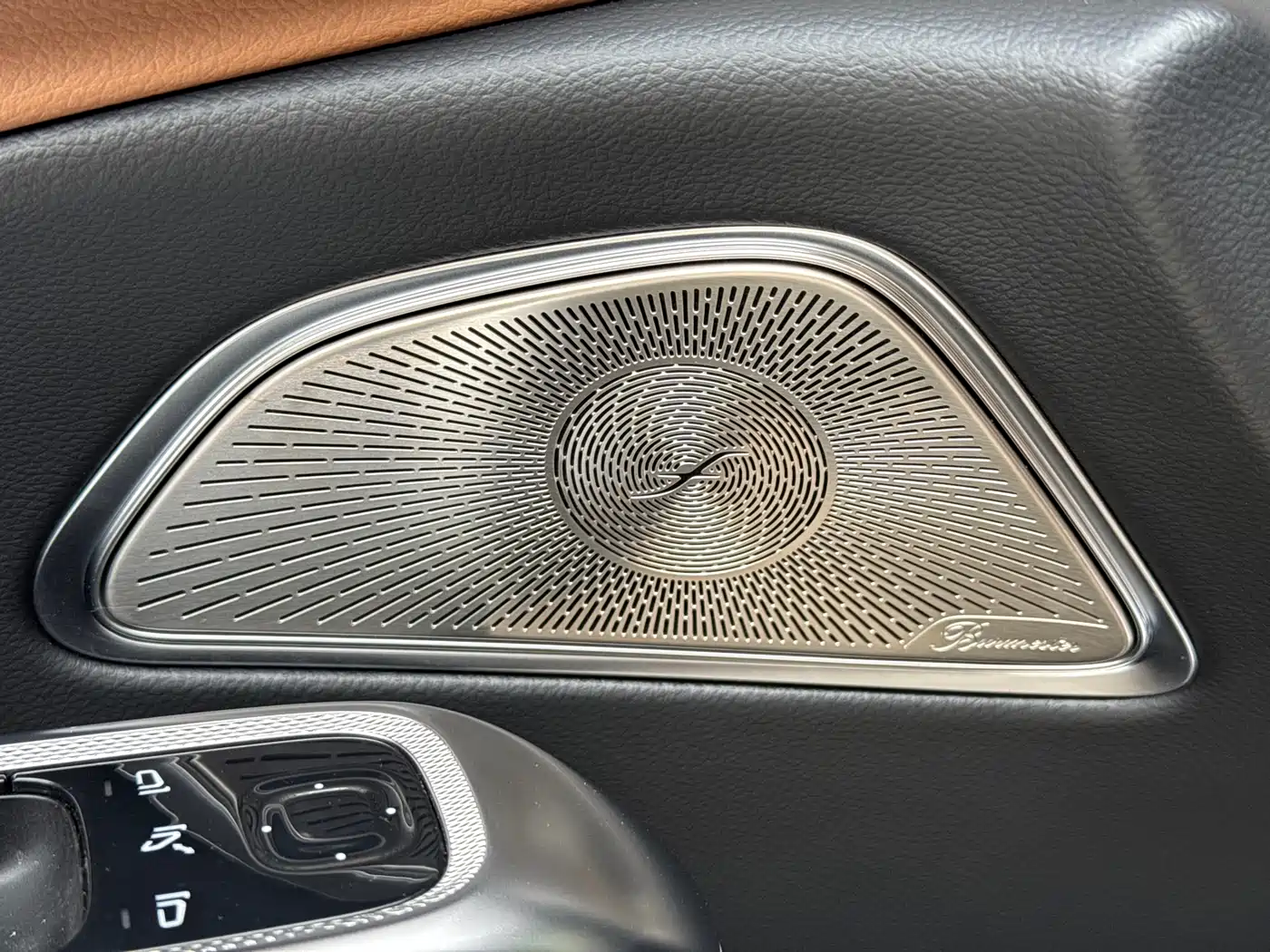 Mercedes-Benz E-Class 2024 Model E 300 L Luxury фото 22
