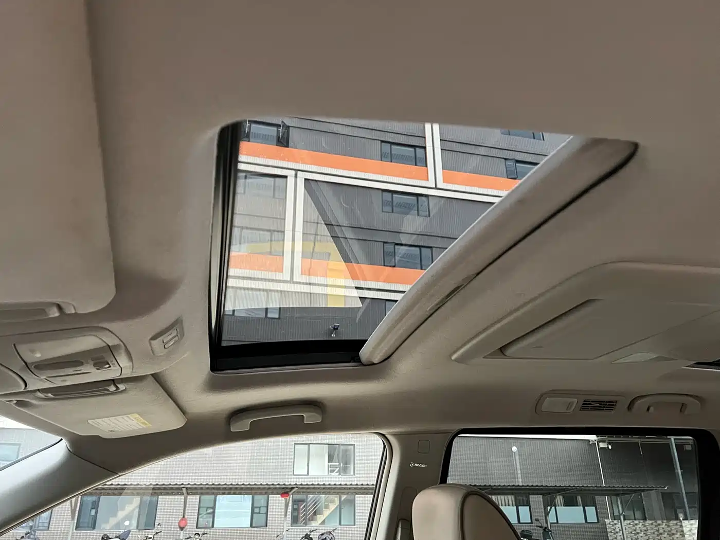 Nissan Quest 2013 3.5L SL фото 13