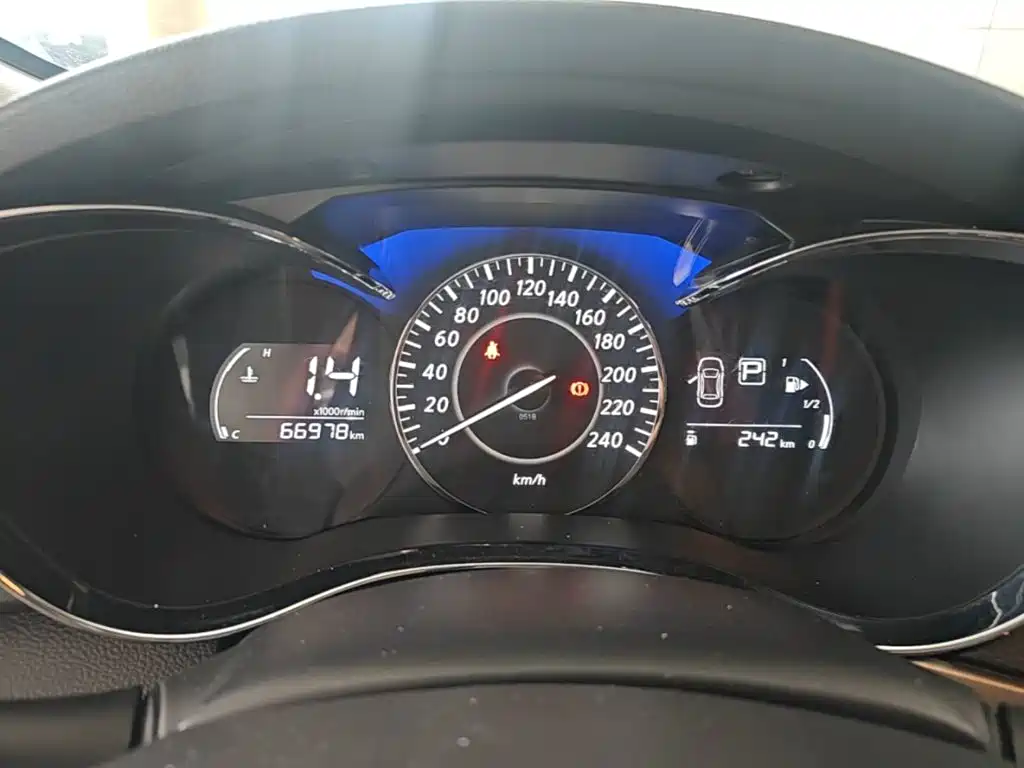 Venucia D60 2021 2020 1.6L XE CVT Premium Edition