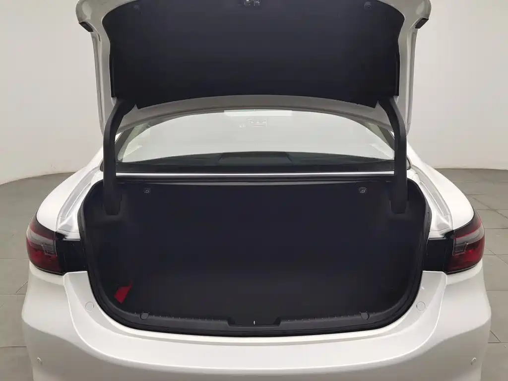 Mazda Atenza, миниатюра 16
