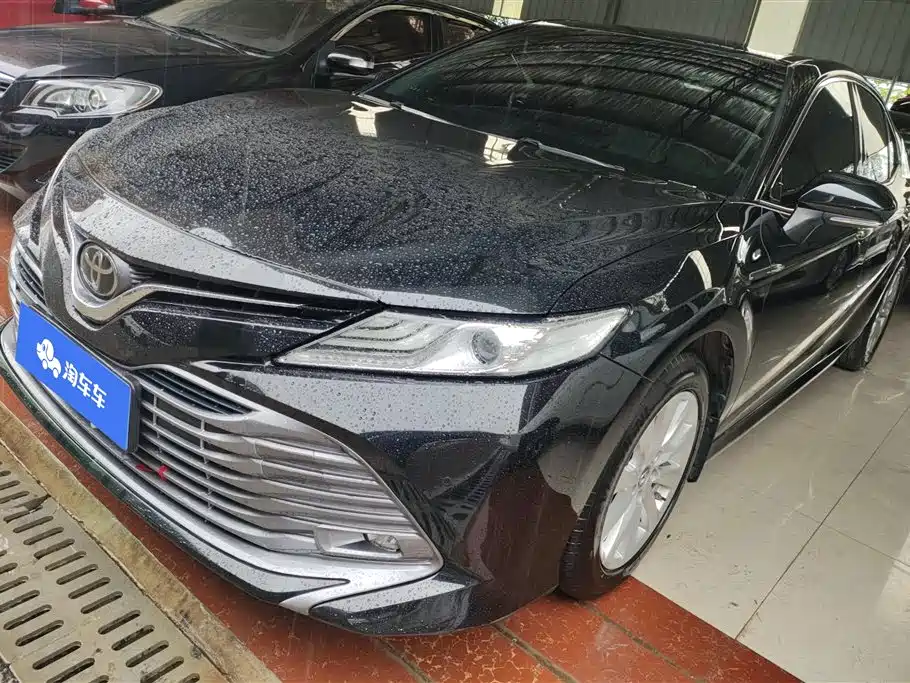 Toyota Camry 2019 Facelift 2.0G Luxury Edition