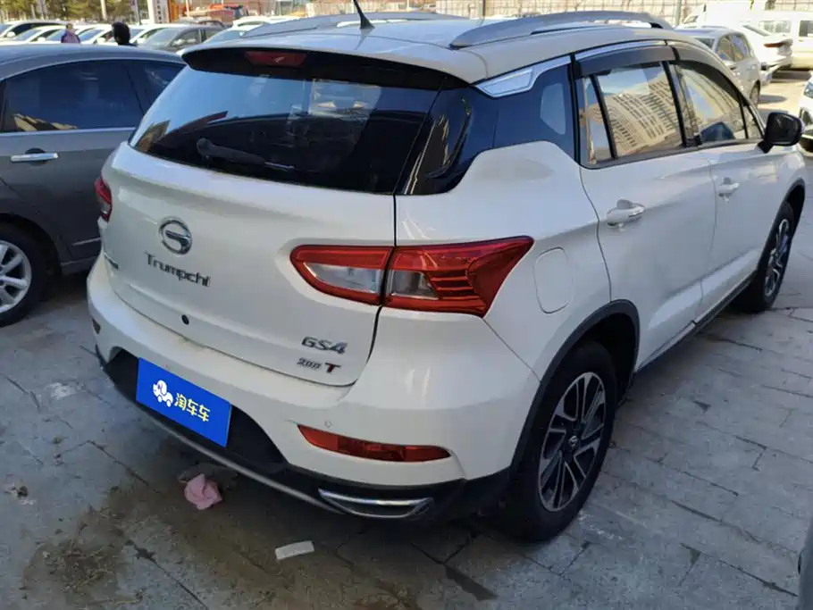 GAC TRUMPCHI GS4