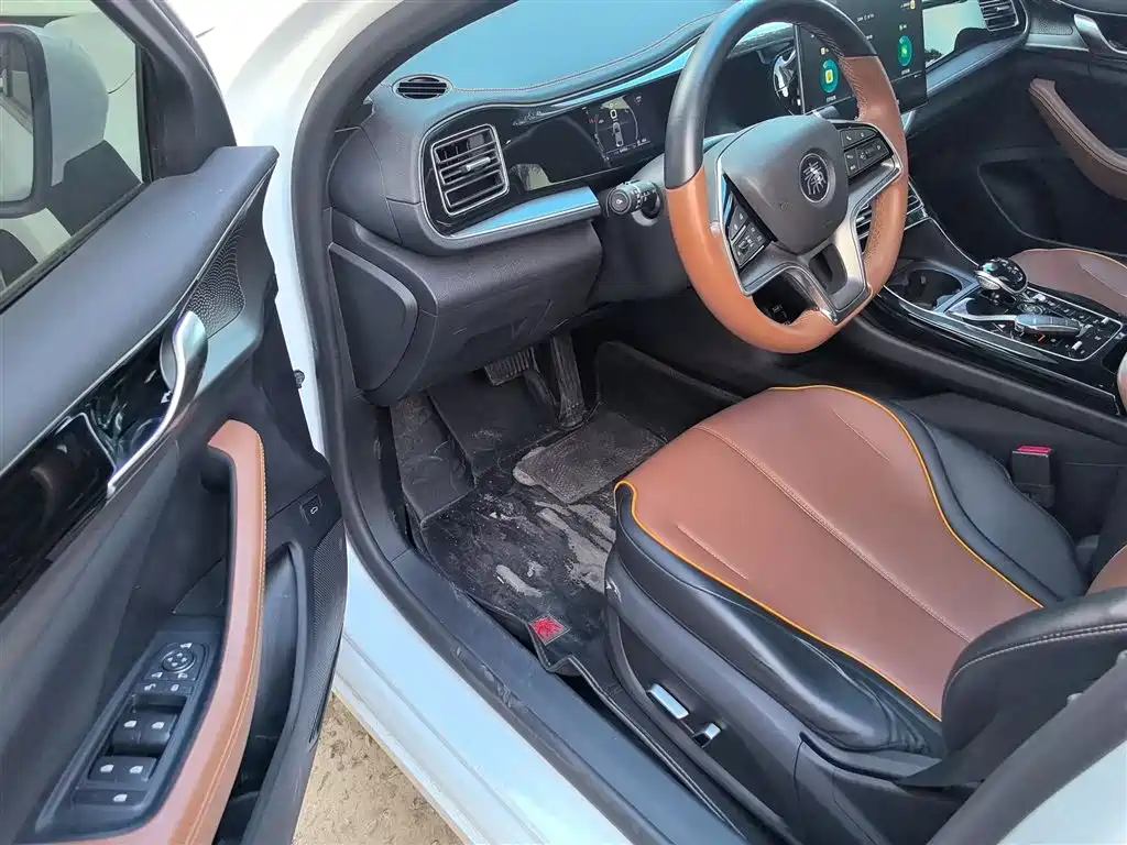 BYD Qin PLUS 2021 DM-i 120KM Flagship фото 16