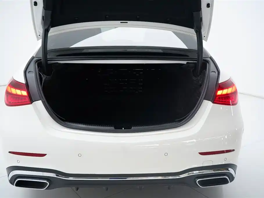 Mercedes-Benz C-Class 2023 Facelift C 260 L Sport Edition фото 10