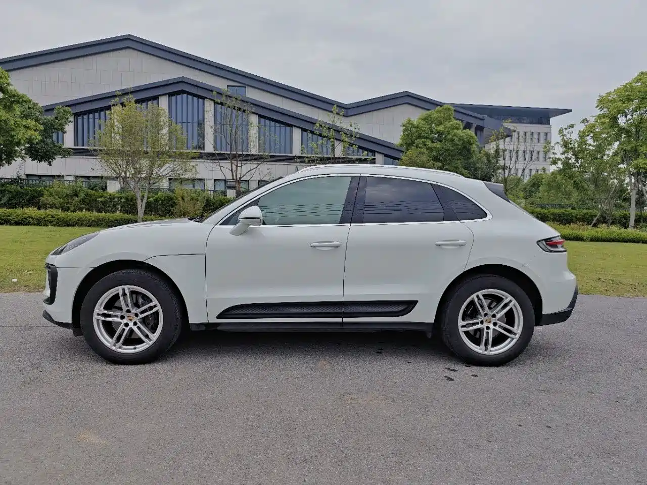 Porsche Macan 2022 Macan 2.0T фото 2
