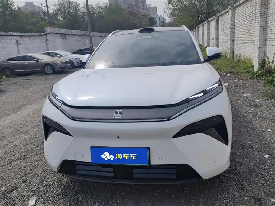 BYD TANG L