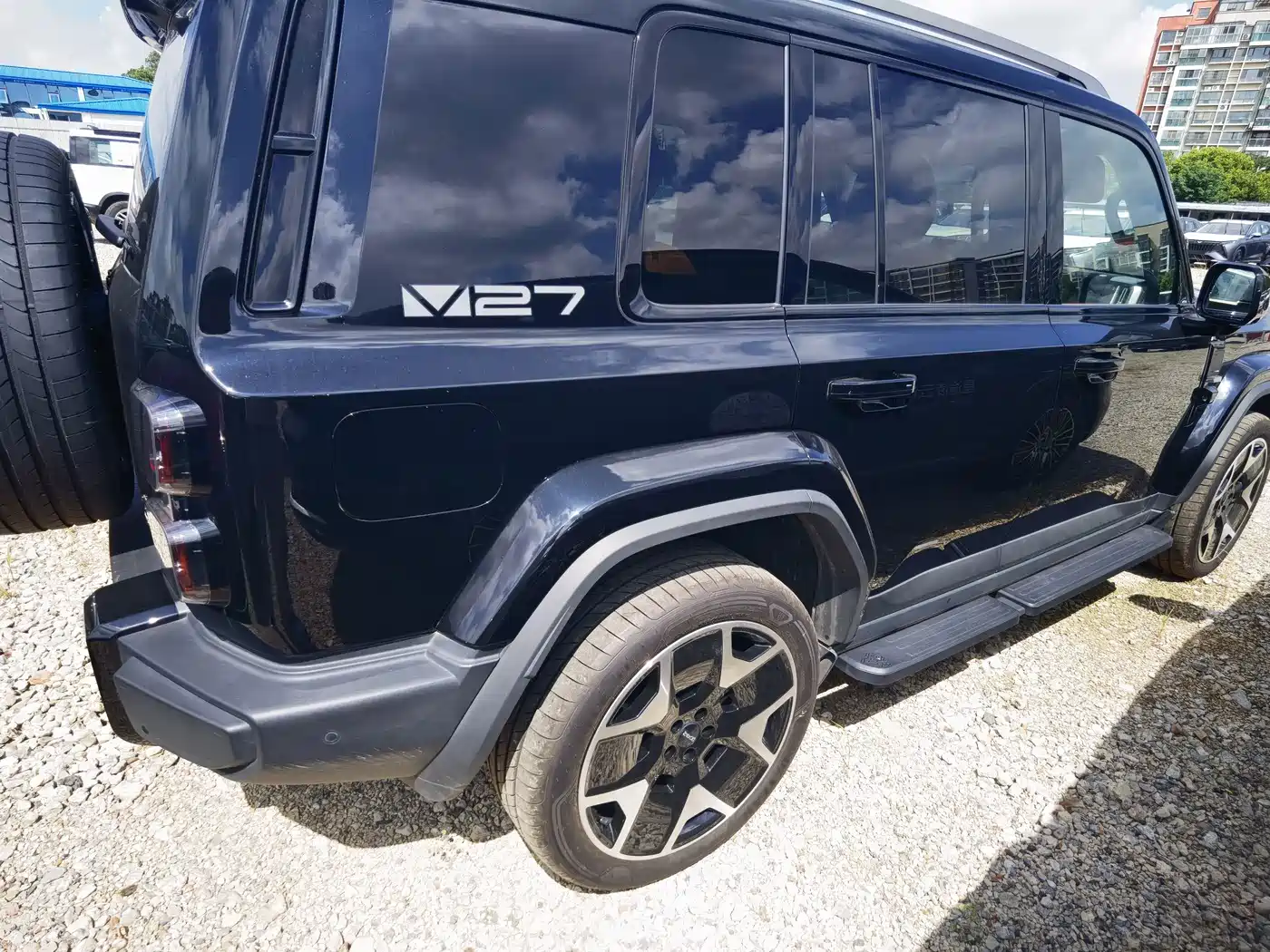 iCAR V27 2026 2026 200KM AWD Falcon 500