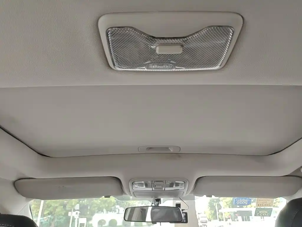 صورة 18 - Changan Eado XT
