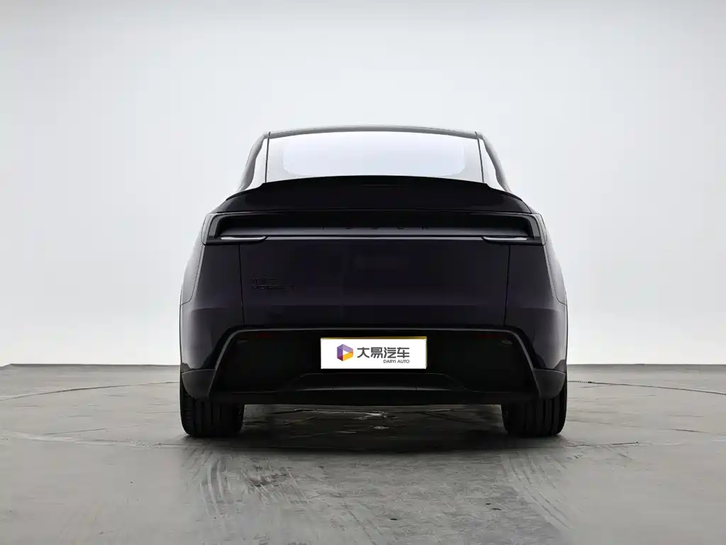 Tesla Model Y L 2026 2025 Facelift Long Range AWD