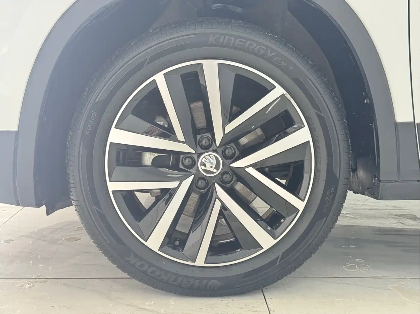 Škoda Kamiq 2023 Facelift 1.5L Auto Comfort Edition фото 16