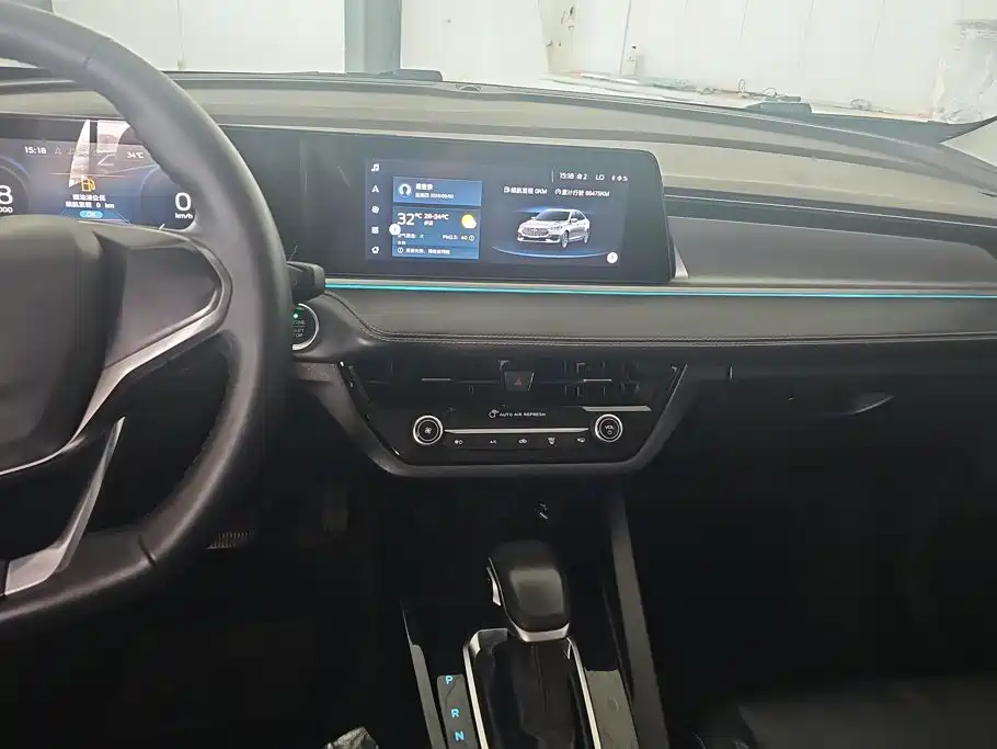 Ford Escort 2022 2021 1.5L Automatic Diamond Edition