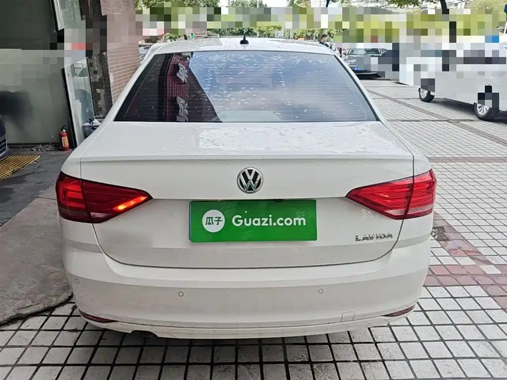 Volkswagen Lavida 2017 1.6L Automatic Trend Edition фото 6