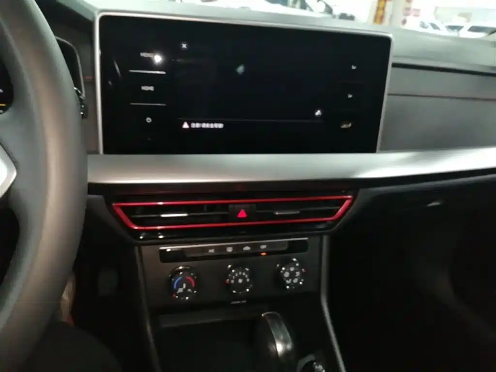 Volkswagen Lavida 2023 300TSI DSG Starlight Full Comfort Edition фото 13