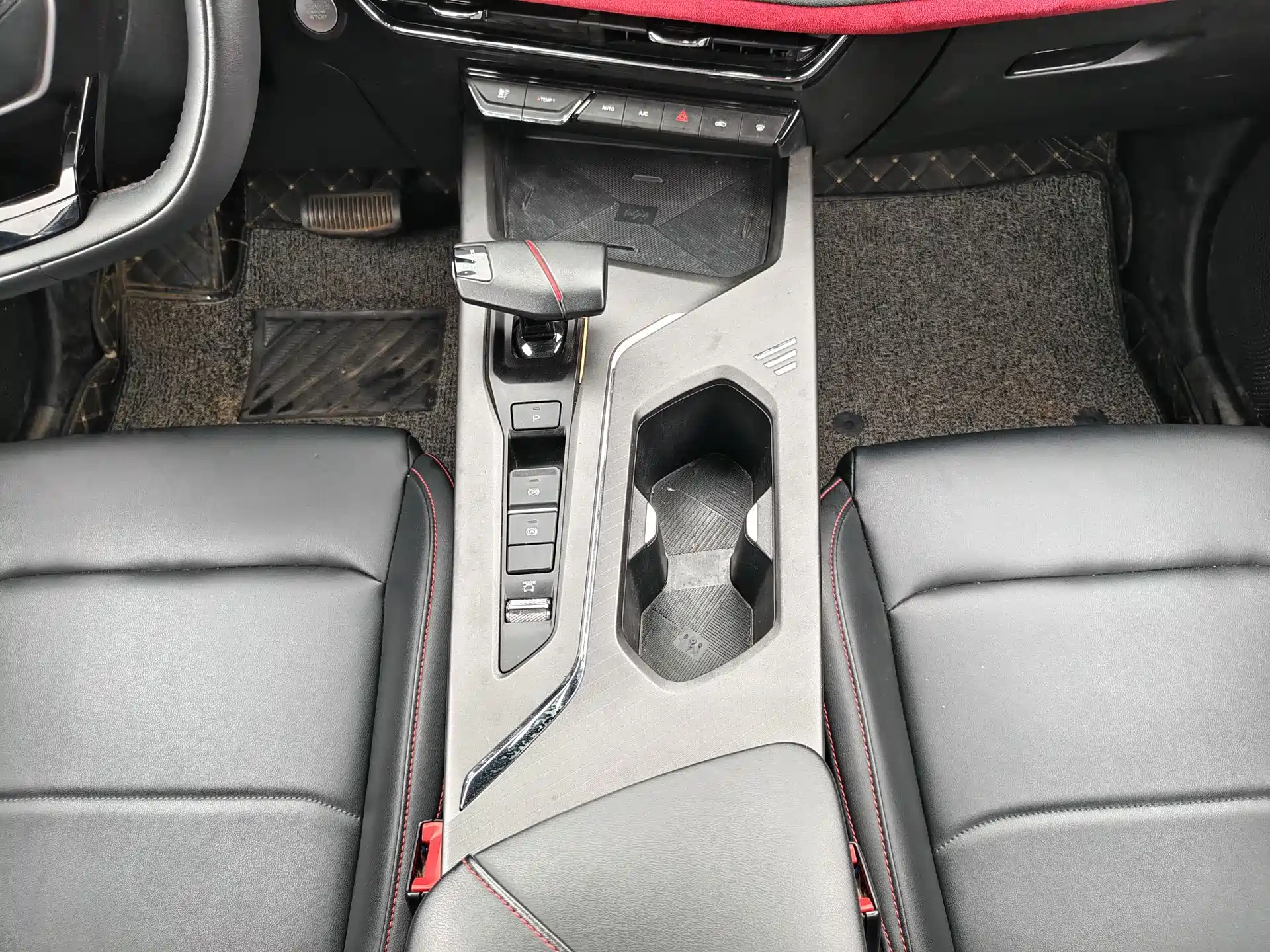 Фото 6 - Changan X5 PLUS