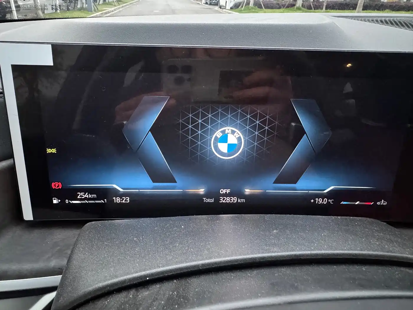 BMW X5 2023 xDrive 30Li M Sport Package фото 24