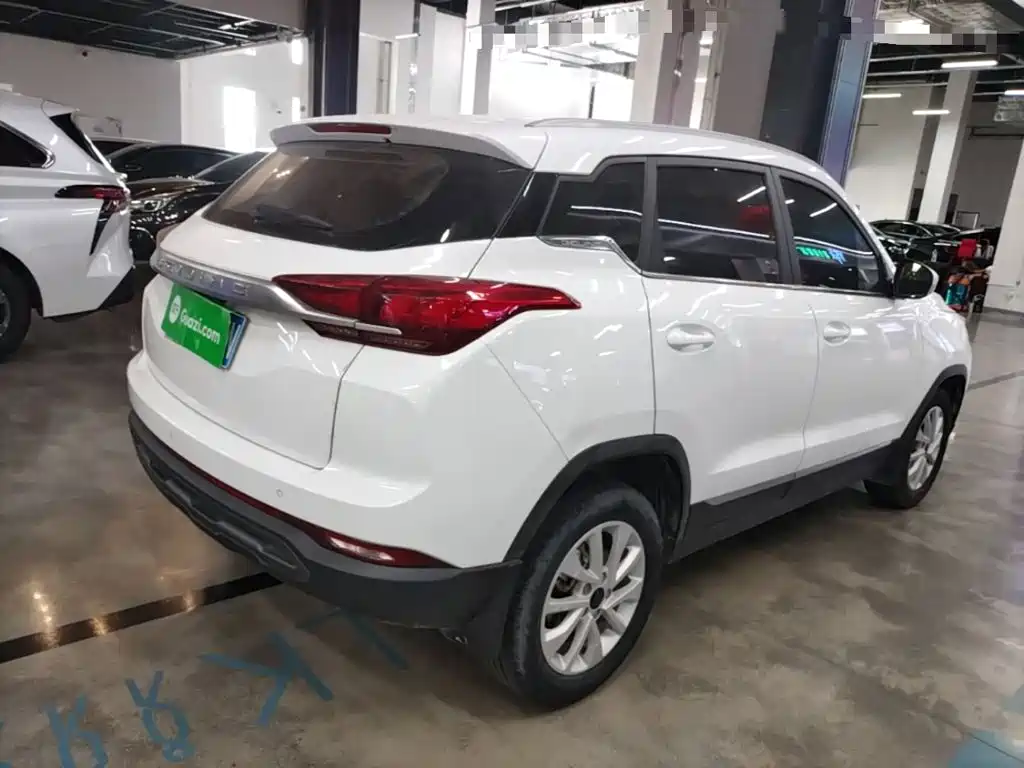 BAIC Beijing X3 2020 2019 1.5T Manual Glory Edition