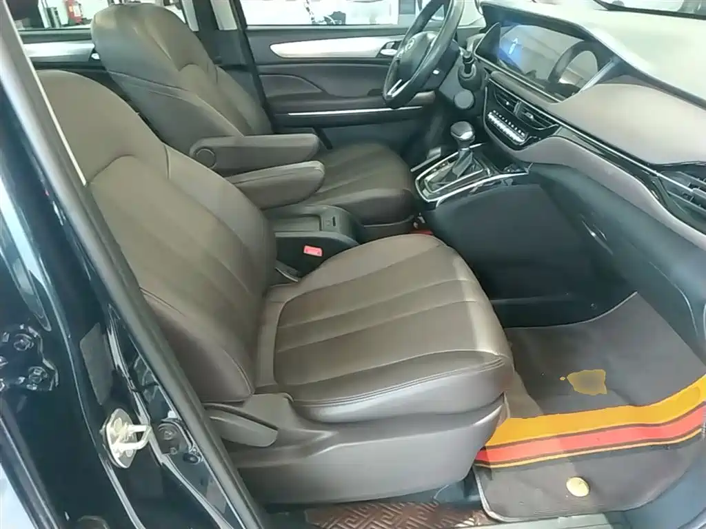 GAC Trumpchi Trumpchi M6 2019 270T DCT Prestige Edition (7-seater) (China VI) фото 25
