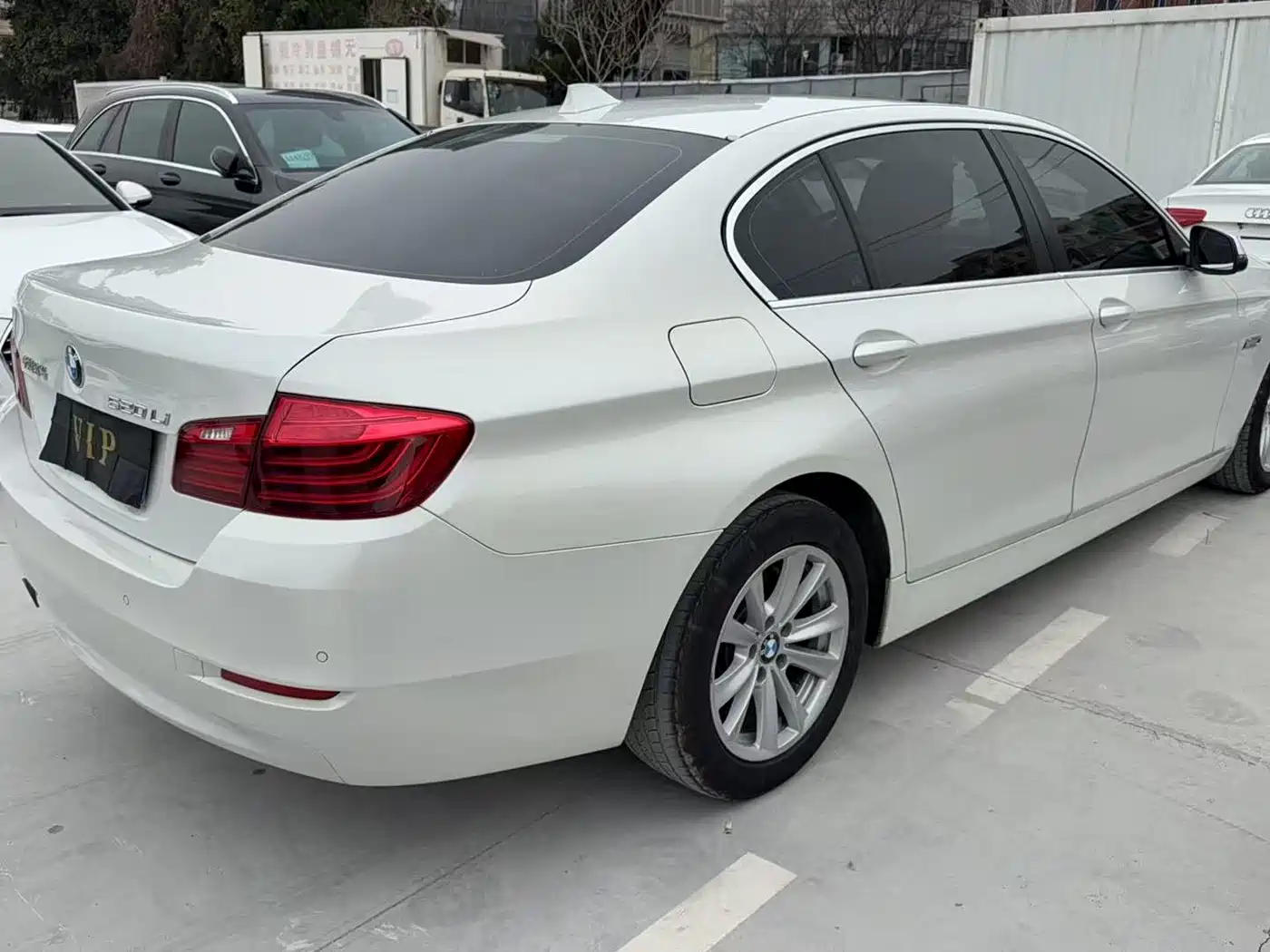 BMW 5 Series 2014 520Li Elegance фото 7