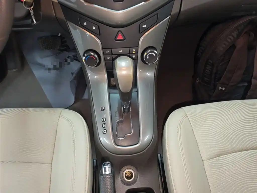 Chevrolet Cruze 2015 1.5L Classic SE AT фото 14
