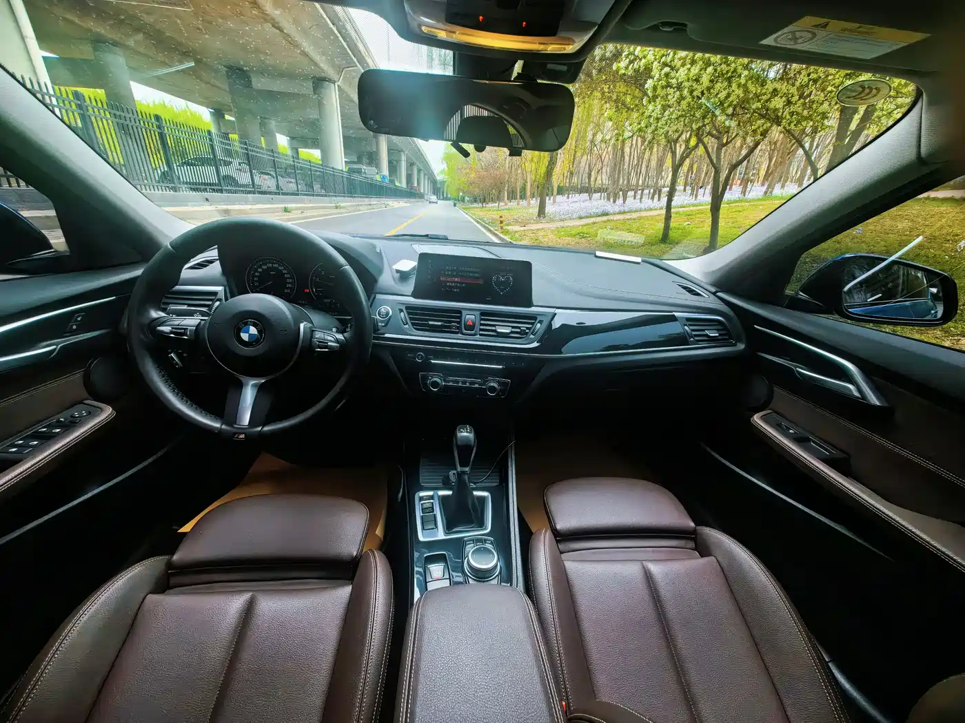BMW 1 Series 2019 118i M Sport Package фото 8