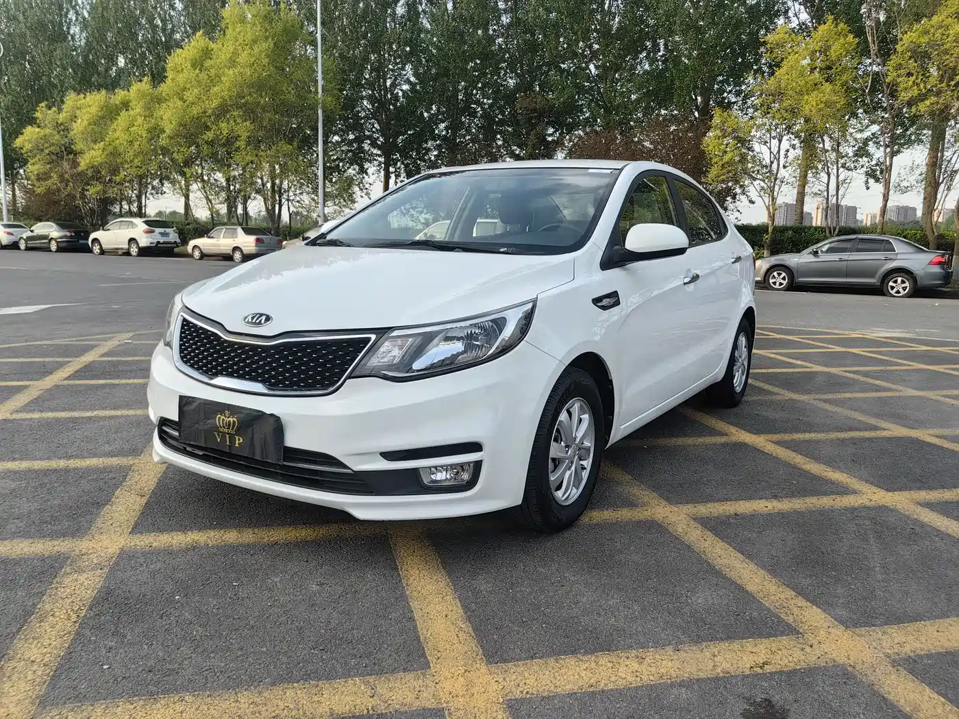 Kia K2 2015 Sedan 1.4L MT GLS