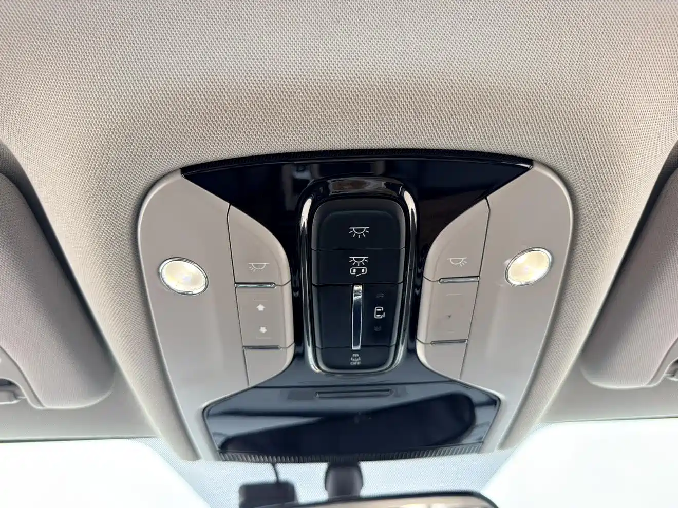 GAC Trumpchi Trumpchi M8 2020 Pilot 390T Premium Edition фото 20