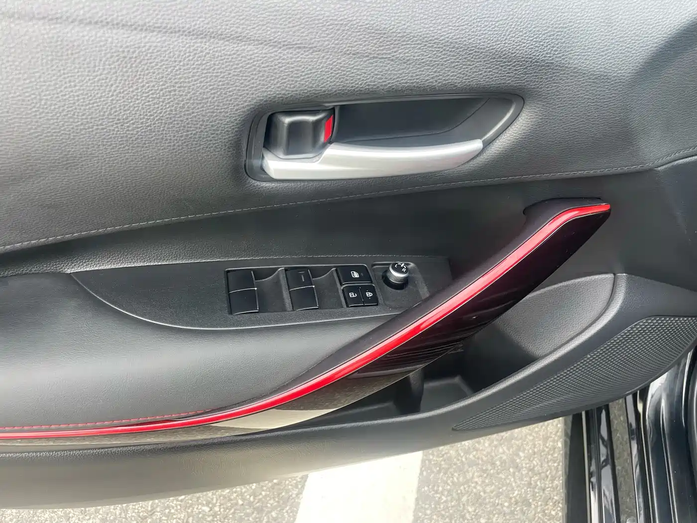 Toyota Levin 2021 Dual Engine 1.8H E-CVT Sport фото 12