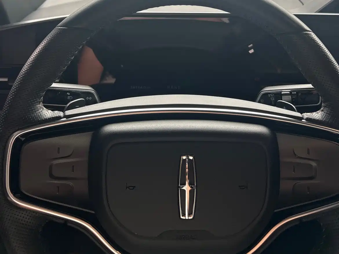 LINCOLN Z