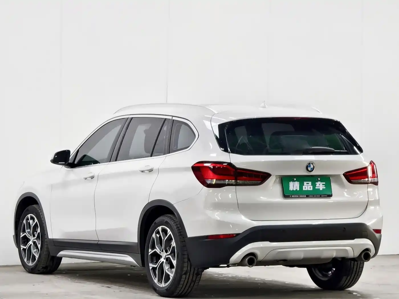 BMW X1 2022 sDrive20Li Fashion фото 6