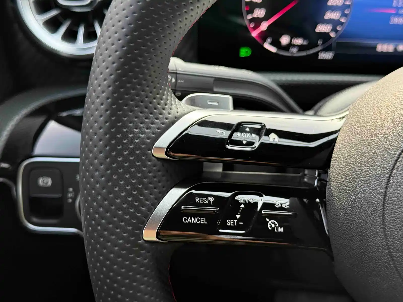 Фото 16 - Mercedes-Benz A-Class