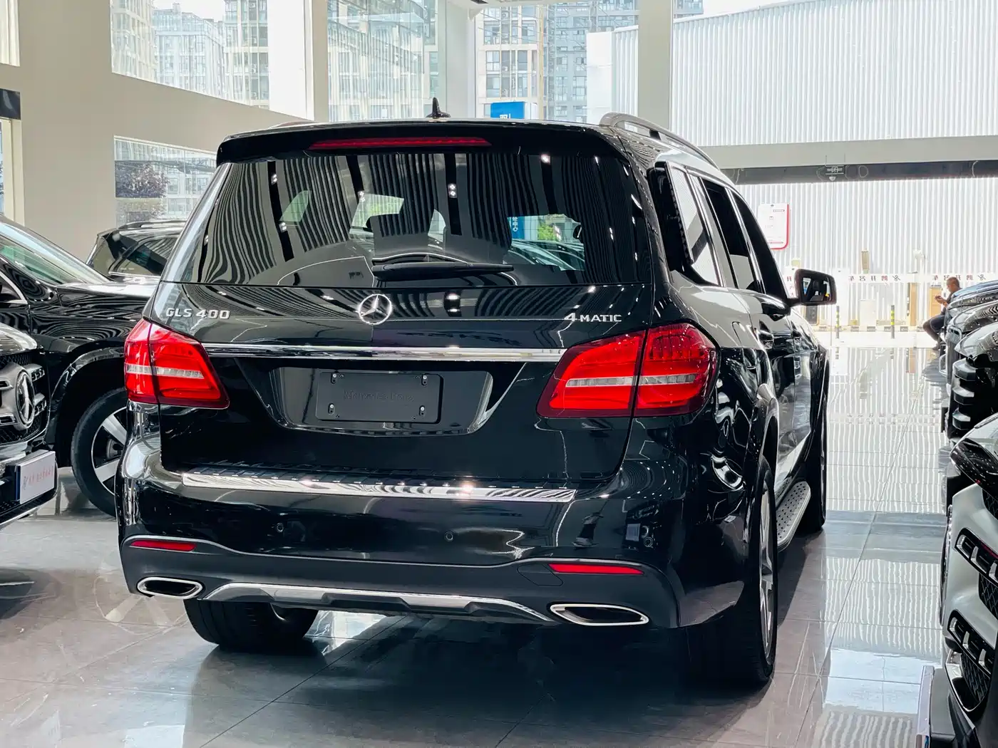 Mercedes-Benz GLS 2016 GLS 400 4MATIC Luxury фото 26