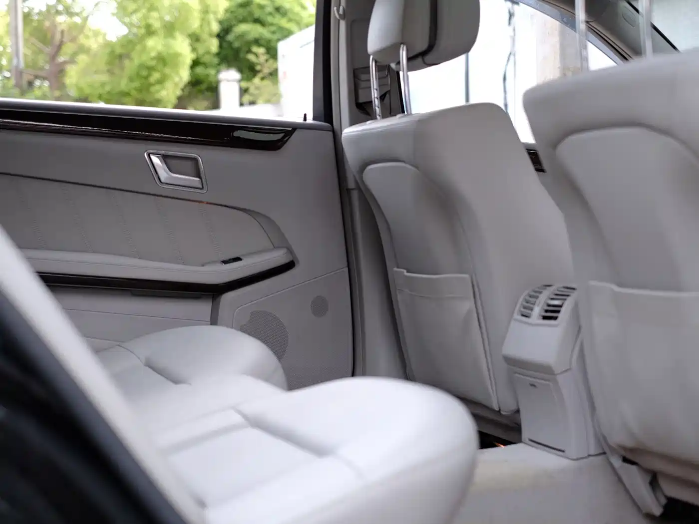 Mercedes-Benz E-Class 2012 E 200 L CGI Elegance фото 55