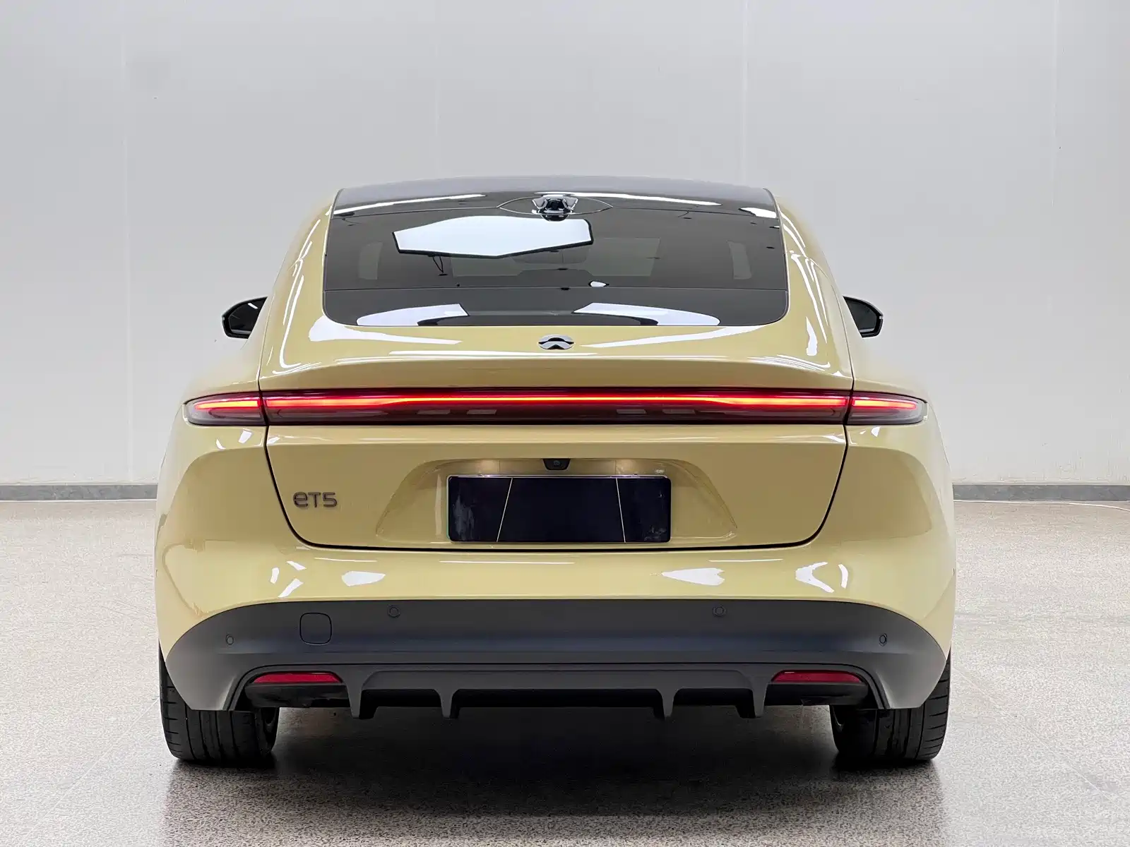 Фото 6 - NIO ET5