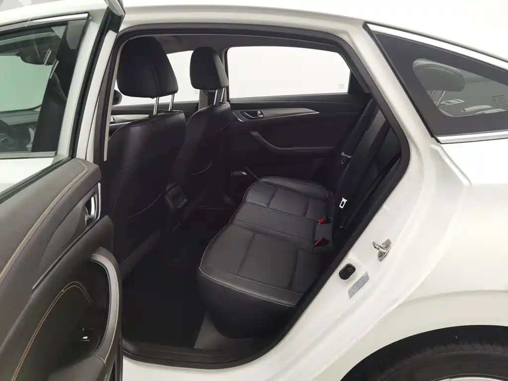 Photo 15 - Changan Eado