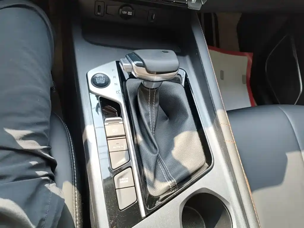 Changan Oshan X7 PLUS 2022 2022 1.5T Blue Whale Edition Auto Executive