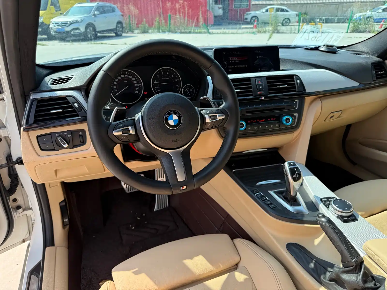 Photo 6 - BMW 3 Series