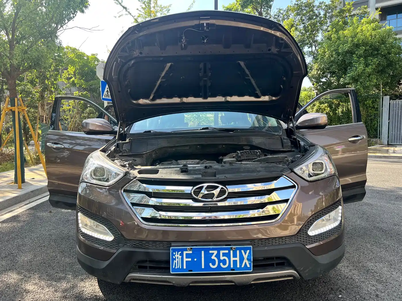 Hyundai Santa Fe 2015 2.4L Automatic 2WD Smart 5-seater фото 20